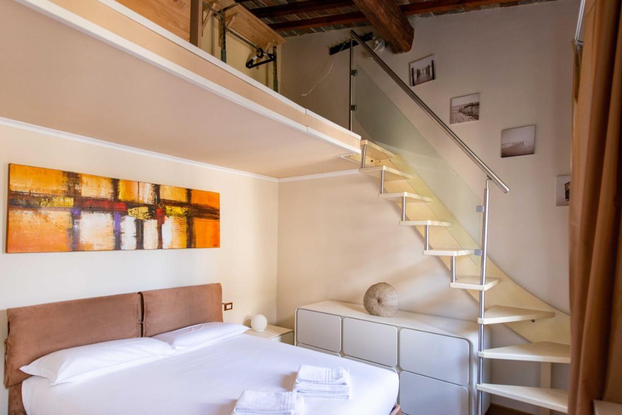Modern, Bright Near Boboli Gardens & Santo Spirito - Homeunity * Florencia